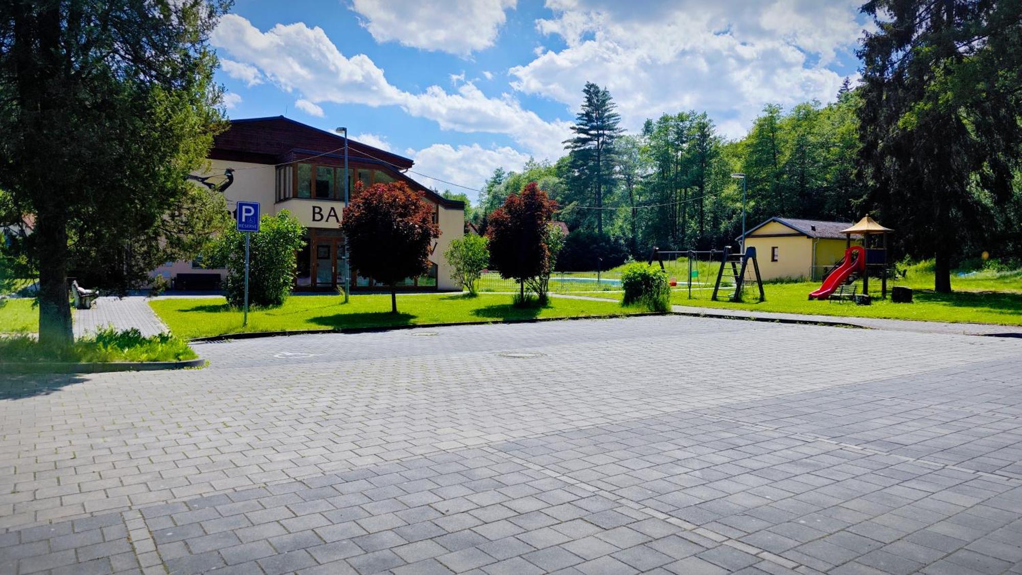 Geyserpark Village Karlovy Vary Bagian luar foto